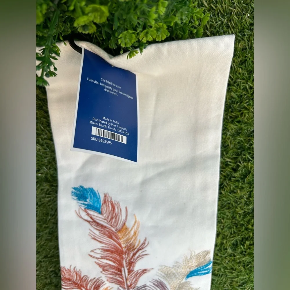 Pier 1 imports Tea Towel 18 x 28 in (46 x 71 cm) 100 cotton new   MADE IN INDIA